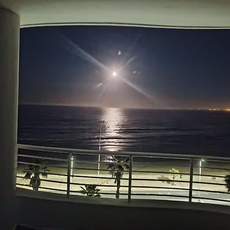 Beach Front Property 斯特兰德 外观 照片