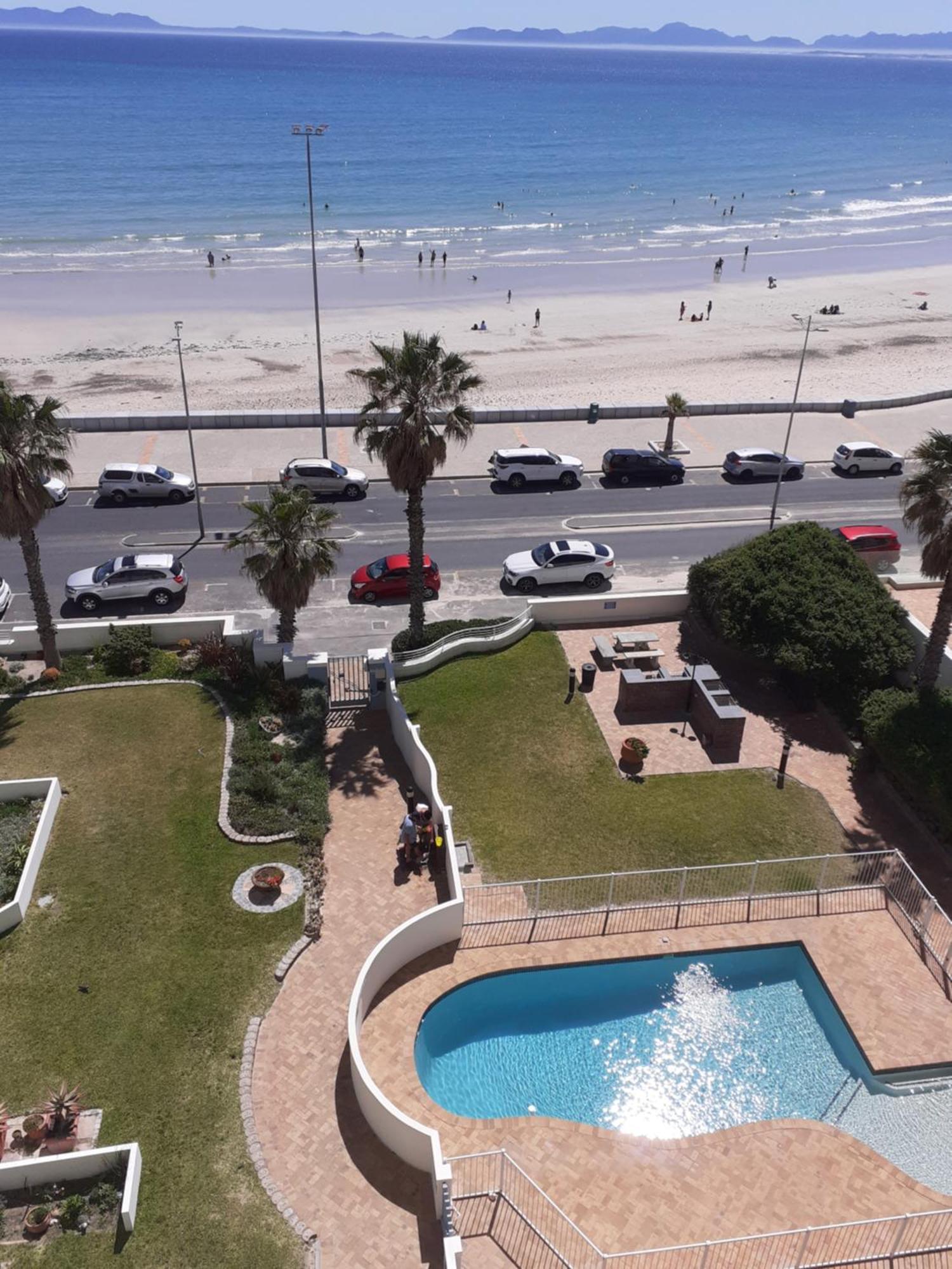Beach Front Property 斯特兰德 外观 照片